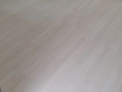 -百安居装修建材卖场(泰然店)