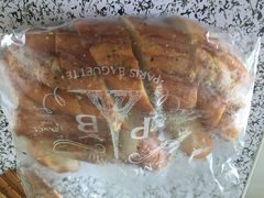 蒜香法棍-PARIS BAGUETTE巴黎贝甜(周浦万达店)