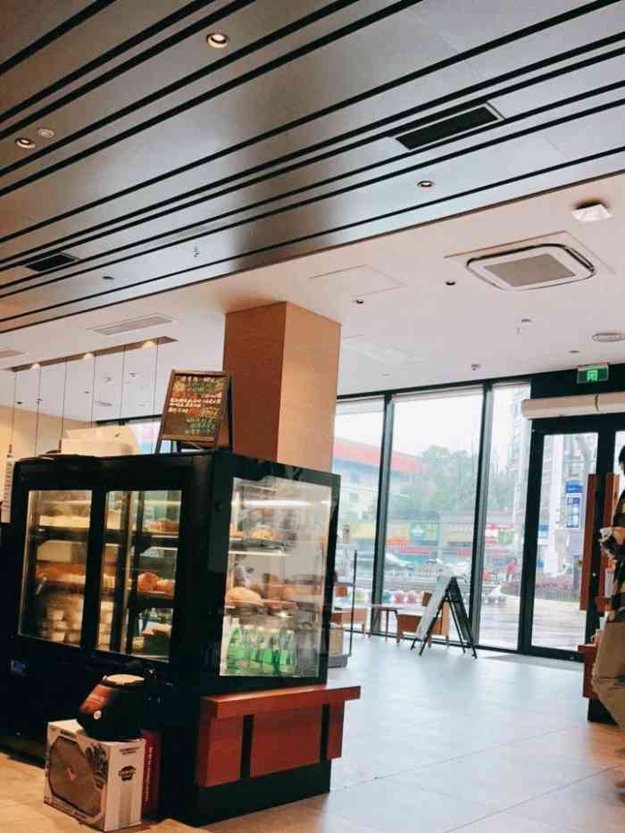 星巴克(九江万达广场店)