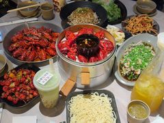 -巴厘龙虾·榜首油焖大虾(音乐学院·沿江酒馆店)