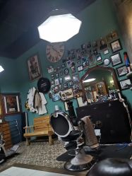 -小戈男士复古理发馆barber shop