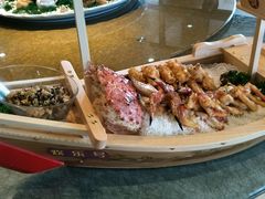 帝王蟹三仪-欢乐海岸美食联盟