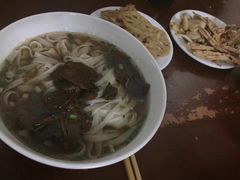 -矮子粉店1985·长沙米粉(湘春路店)