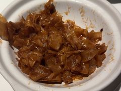 -八府香鸭·啫啫煲(华山路店)