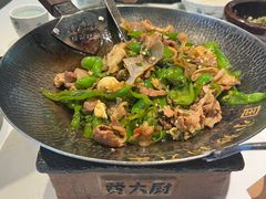 -费大厨辣椒炒肉(黄兴中心广场店)