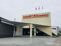 -霍尔果斯国门景区