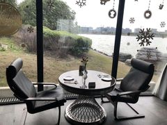 -上海滴水湖皇冠假日酒店