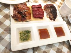 烧味拼盘-新大咀港式茶餐厅(宝山万达店)