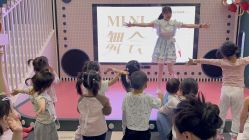 -MELAND CLUB亲子乐园·派对·餐厅(北京芳圆里ID MALL店)