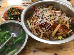 -弓虽昌焖烧鸡(大竹林店)