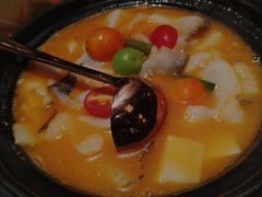 -云海肴·汽锅鸡·云南菜(天山百盛优客店)