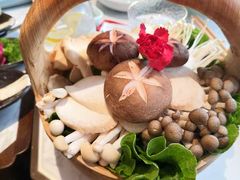 -捞神煲汤火锅(湖滨商业街店)