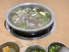 -黑竹沟新场牛肉火锅