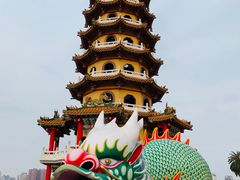 -龙虎塔