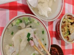 -老方桌烂蹄花川菜馆(九龙坡店)