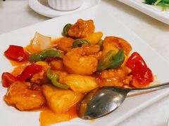 菠萝咕噜虾球-衡山汇·高级粤菜(霄云路店)