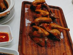 生炸乳鸽-喜宴·粤菜·茶点·海鲜(光浩店)