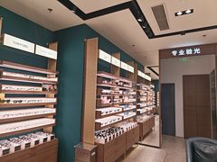 -LensCrafters亮视点(东方新天地店)