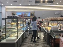 面包甜点陈列柜-BreadTalk面包新语·烘焙蛋糕(海岸城店)