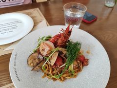 -Mark&Mars Restaurant
