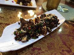 -万重锦·人文川菜馆(骡马市店)