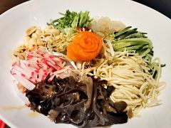 三文鱼大拌菜-隐厨·中国菜馆(三里屯T+MALL店)