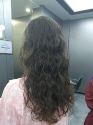 -米可造型烫发染发