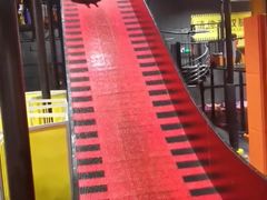 -Tenker Club弹刻极限主题公园 · 蹦床 · 团建 · 生日派对(大关店)
