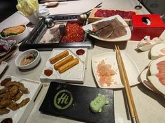 -海底捞火锅鲜切牛肉主题店(长寿路店)