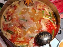 -四季喧黔味豆米火锅(万达广场店)