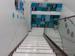 -维乐口腔·埃齐门诊(静安店)
