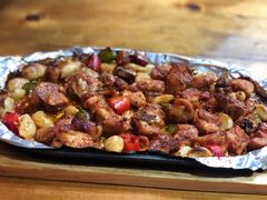 -老东镇啤酒屋海鲜加工·蒸汽海鲜·海鲜烧烤(台东店)