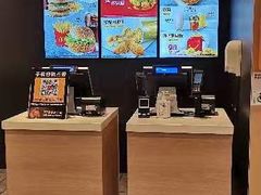 -麦当劳(石坝服务区店)