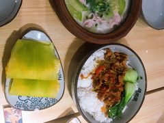 -俏凤凰(美林M·LIVE天地东座店)