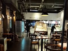 -黑草莓(重庆路店)