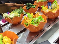 -亿富盛餐饮旋转小火锅(乐客城店)