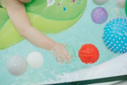 点击看大图 -Pony Baby宝尼婴幼儿游泳SPA馆