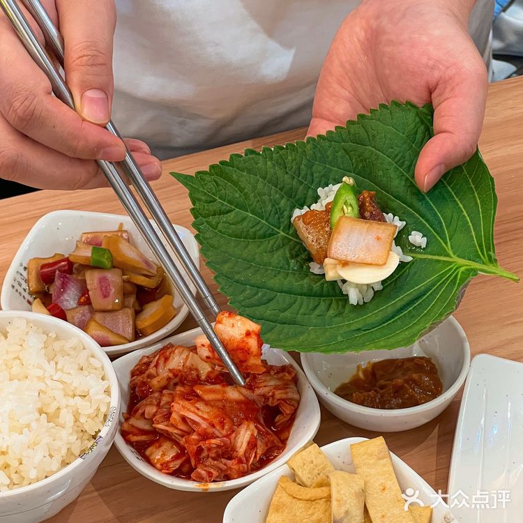 金华为数不多韩国人开的烤肉店，有被好吃到！