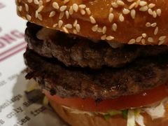 -The Habit Burger Grill 哈比特汉堡(爱琴海店)