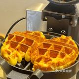 在青岛吃到可可爱爱的一家！！🍔🍔🧇🧇