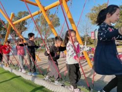 -季高兔窝窝亲子园(上海薰衣草公园店)