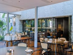 -铜锣湾·有麝自然香(渝北财富中心店)