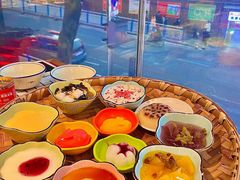 甜品不限量-董眼镜火锅(洪崖洞总店)