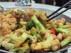 -梅利汴京烤鸭•开封豫菜地标店(东司门店)