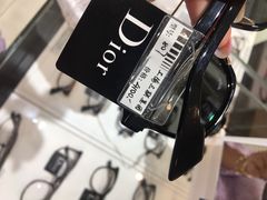 -吴良材眼镜(美罗城店)