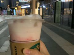 -星巴克(真如星光耀广场店)