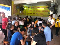 等位区-财记鱼粥·肠粉