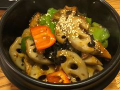 干锅卤味香-天一朴素(武汉大学店)