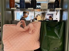 -M Stand(杭州萧山万象汇店)