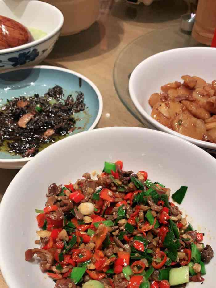 湘村大碗菜(锦绣路店)-"早有耳闻这家店开了十多年,菜品做得很好!